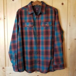 Swiss+Tech Plaid Flannel Double Pocket Long Sleeve Button-Up Shirt